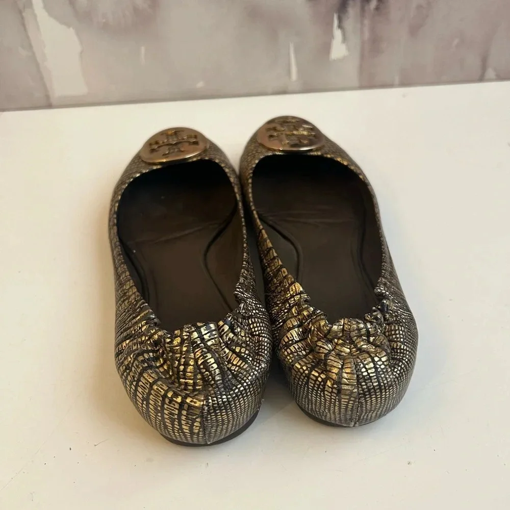 ! Tory Burch Minnie travel Silvery Grey  sz 8